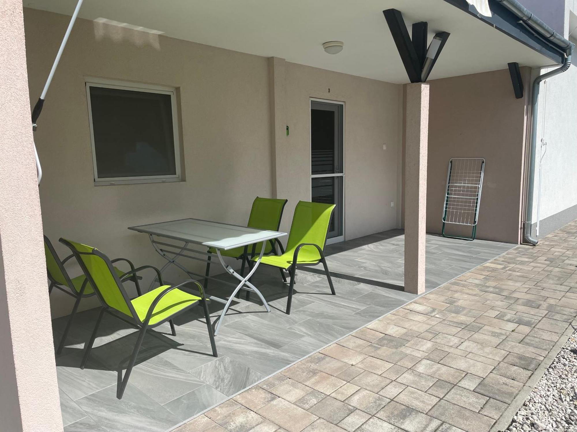 Tutti Apartman Balatonlelle Exterior foto